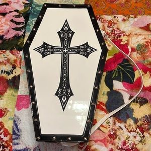 Dollskill widow dead weight coffin weekender bag